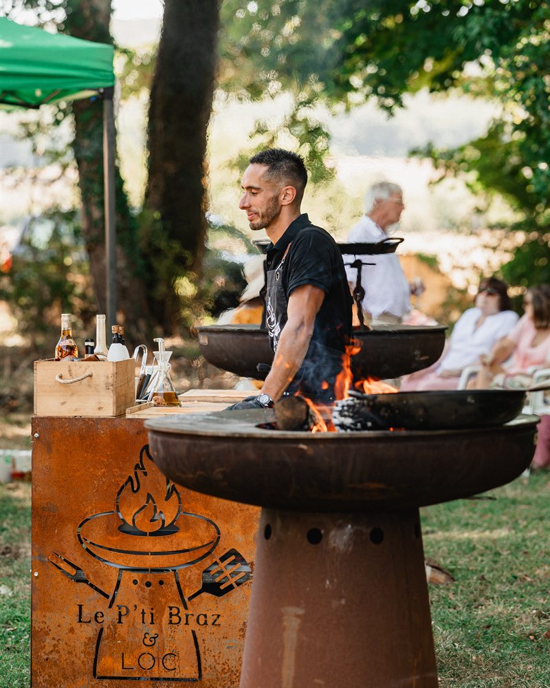 Cuisson au brasero pendant un vin d’honneur de mariage, Le Pti Braz & LOC